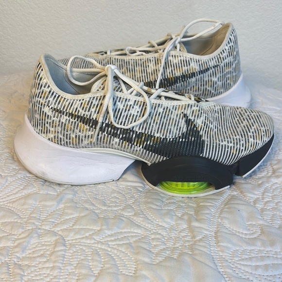 Nike Superrep 2 White/Cheetah Print Athletic Shoes Size 9 - Picture 6 of 10